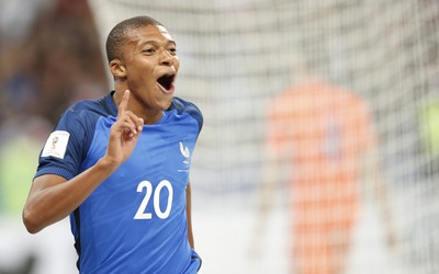 AK体育精华-久保建英一条龙破门对手直接看呆