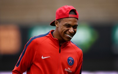 AK体育热评-亲情不变